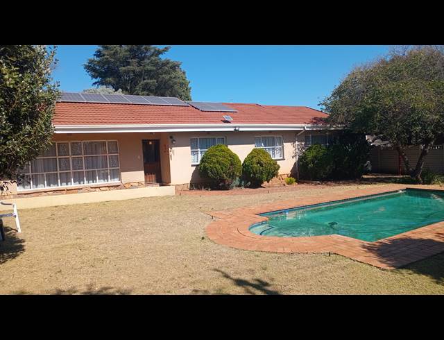3 BEDROOM HOUSE FOR SALE IN KENSINGTON B